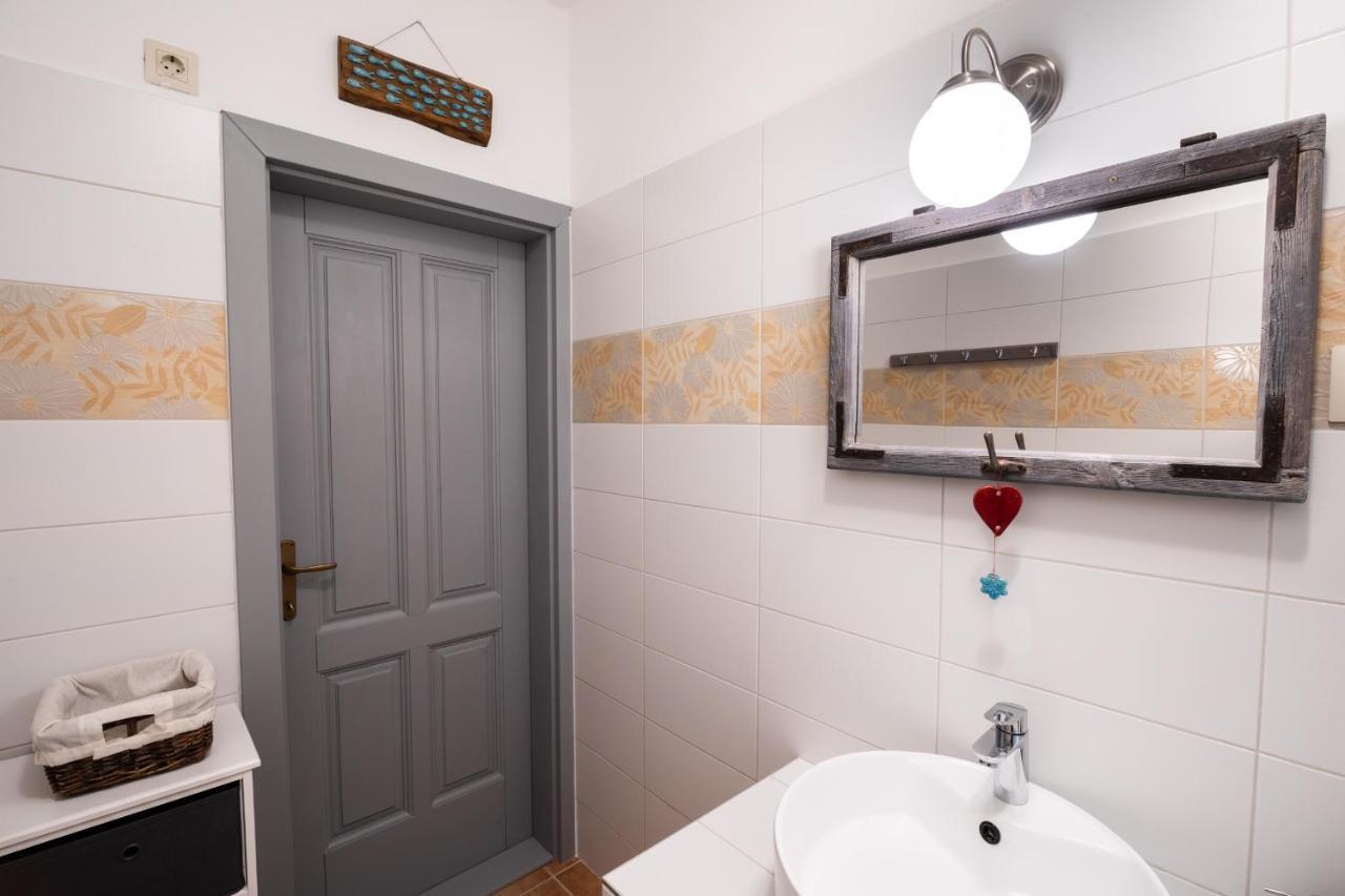 BadacsonytördemicMilio Apartman Badacsony公寓 外观 照片